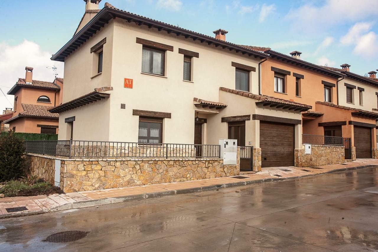 Apartamento El Palomar Ayllón Екстериор снимка