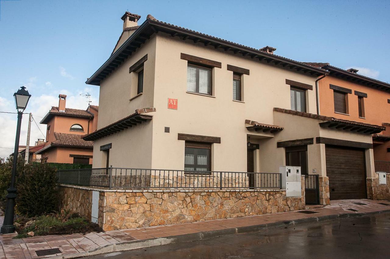 Apartamento El Palomar Ayllón Екстериор снимка